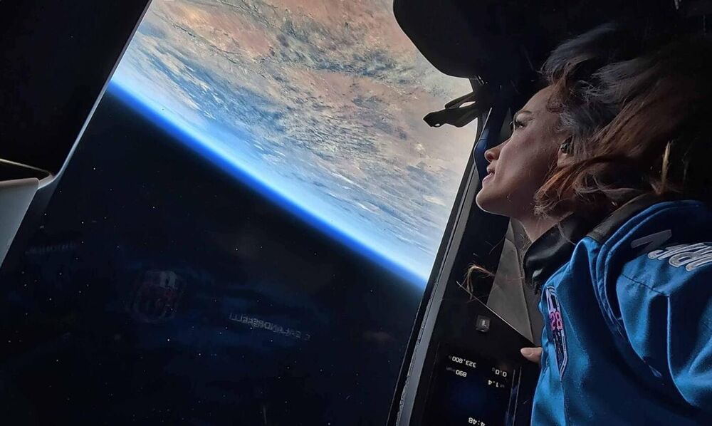 Emily Callandrelli, Emili Kallandreli