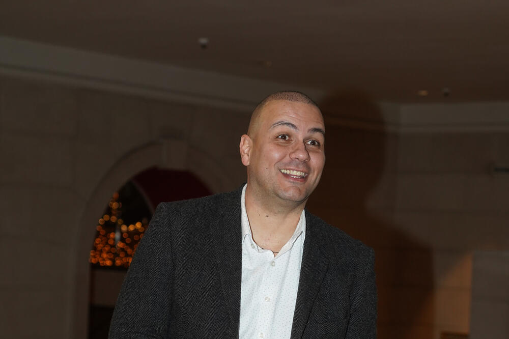 "Video sam dva pečata na temenu" Iznenada se susreo sa velikim problemom, ovo je bio prelomni trenutak