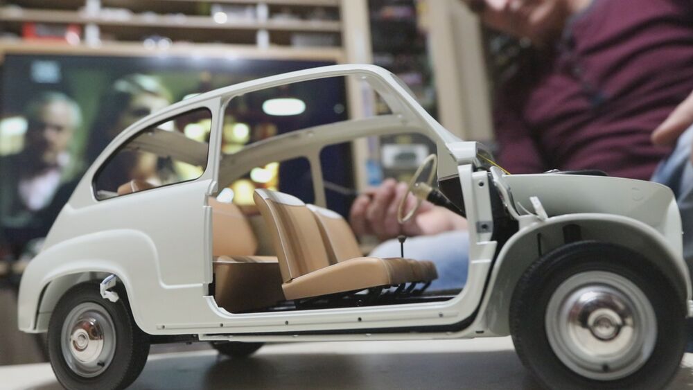 Slobodan Jakovljević ima neobičan hobi sa automobilima