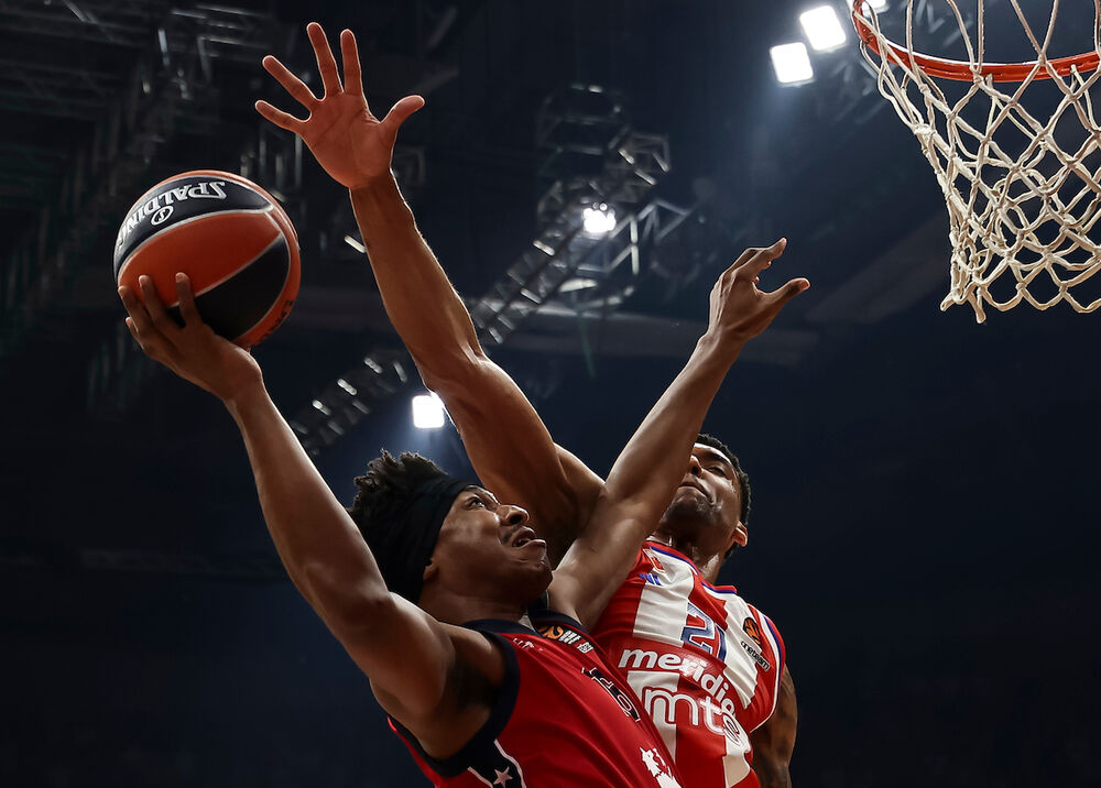 KK Crvena zvezda, KK Olimpija Milano, Evroliga, Zek Ledej, Džoel Bolomboj