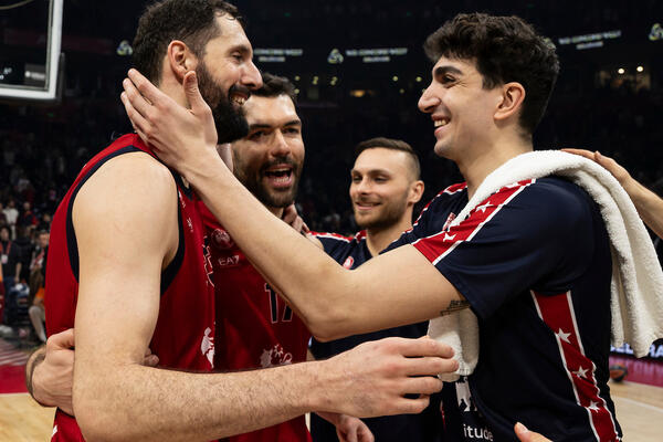 Delije Mirotiću skandirale "Nikola Srbine", a on...