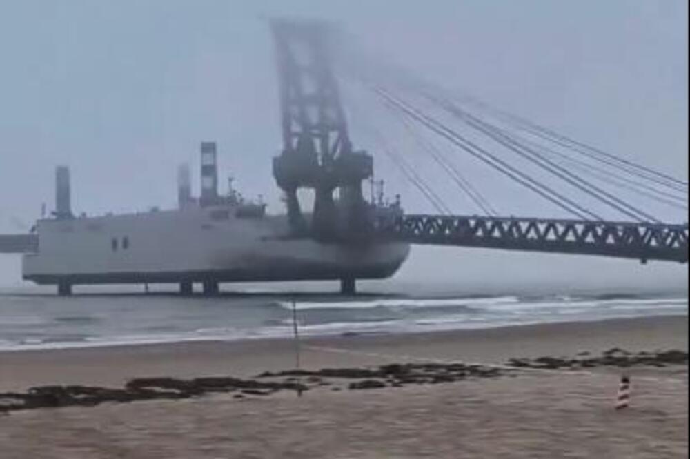 Šta to sprema Si Đinping? Na internetu se na par minuta pojavilo opasno kinesko oružje, futuristička ZVER! (VIDEO)