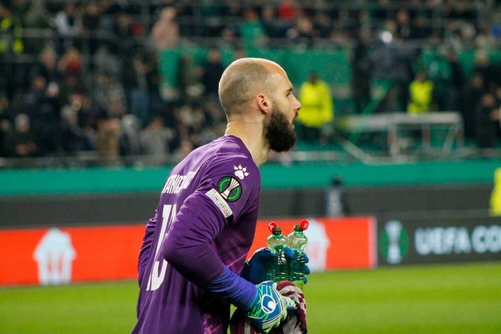 Filip Manojlović na utakmici Rapida iz Beča i Borca iz Banjaluke