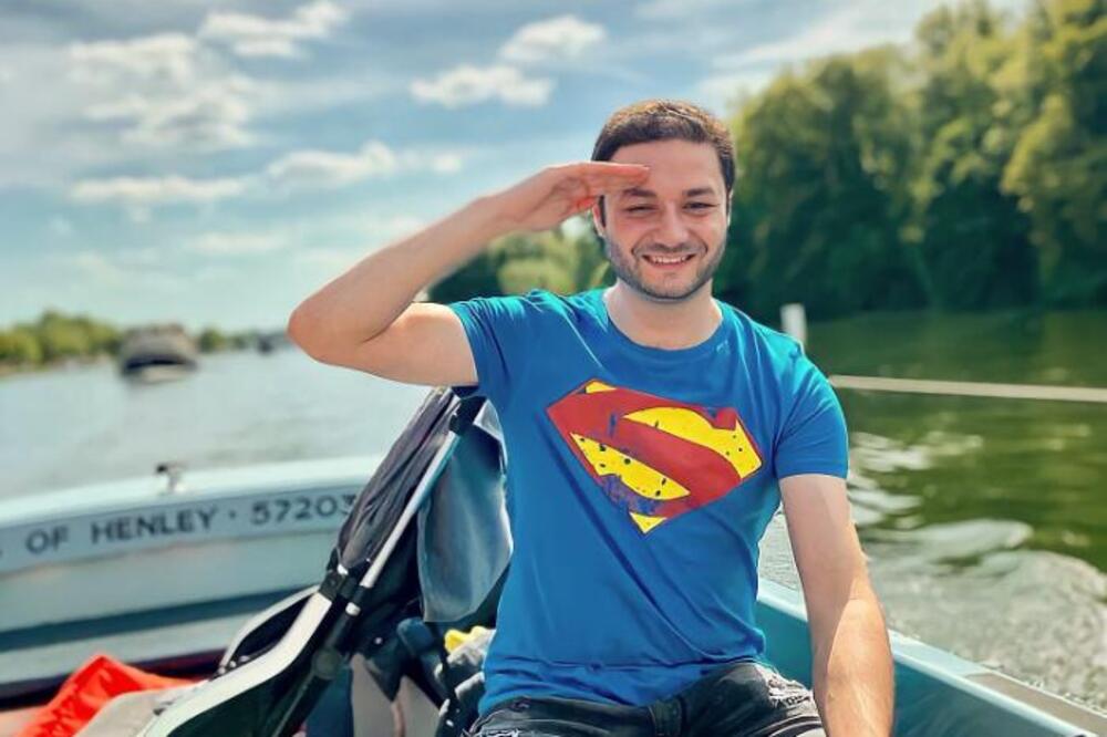 Stefana oteli iz majčinog naručja i prodali kao robu na pijaci: Trebalo mu je 35 godina da je prvi put zagrli!