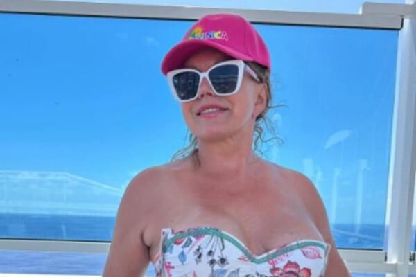 OVAJ RAJ NI ZA ŠTA NE BI MENJALA: Fatalna plavuša napustila centar Beograda i došla u ovu lepotu, sve je ko u bajci