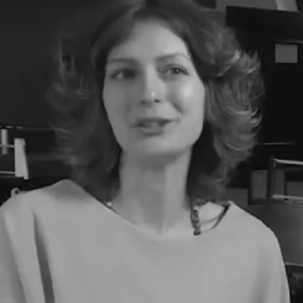 Velika tragedija: Umrla Tea Perović (42) - književnica, profesorka i majka četiri devojčice