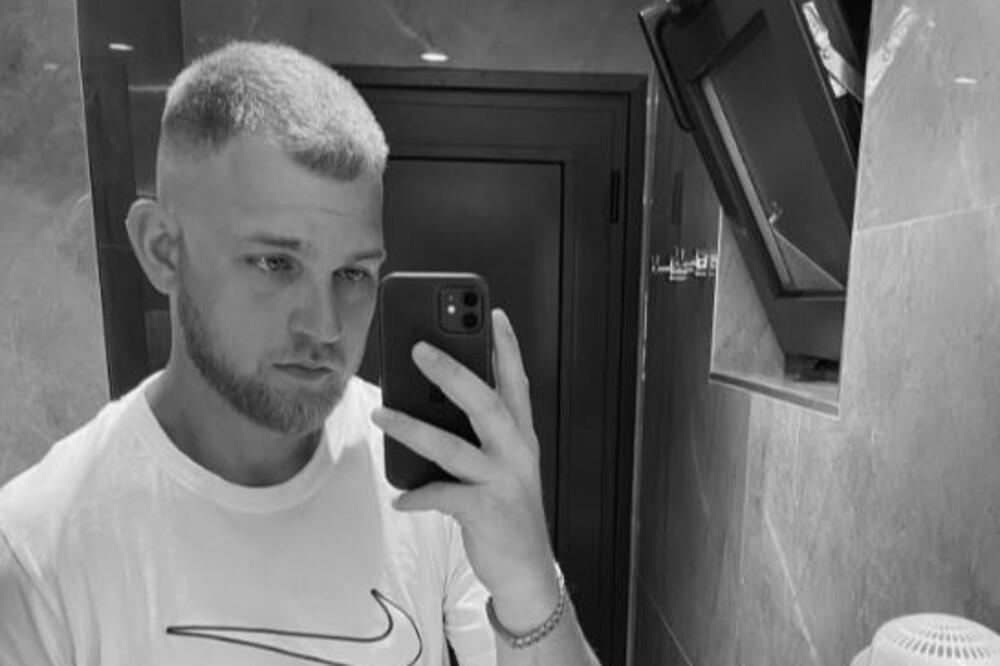 "Pretražili smo bolnice, samo da nam kažu da si...": Preminuo član benda koji je nastupao u diskoteci u Kočanima