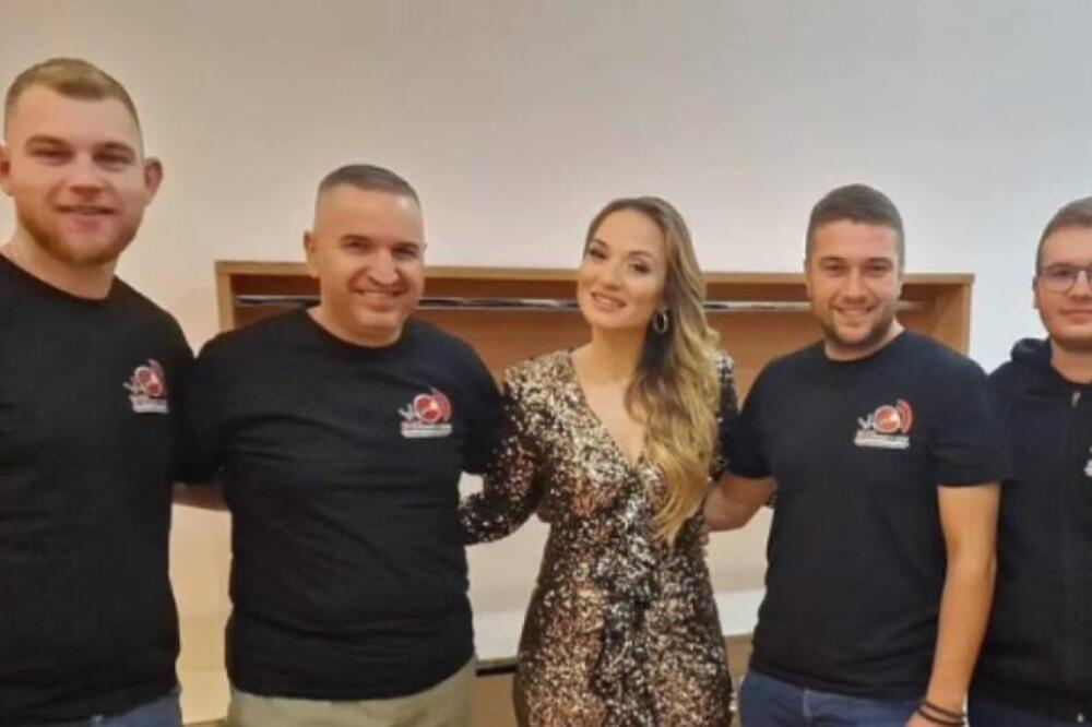 Prijatelj Jelene Tomašević poginuo u "diskoteci smrti"! Ovako se oprostila od njega, naježićete se