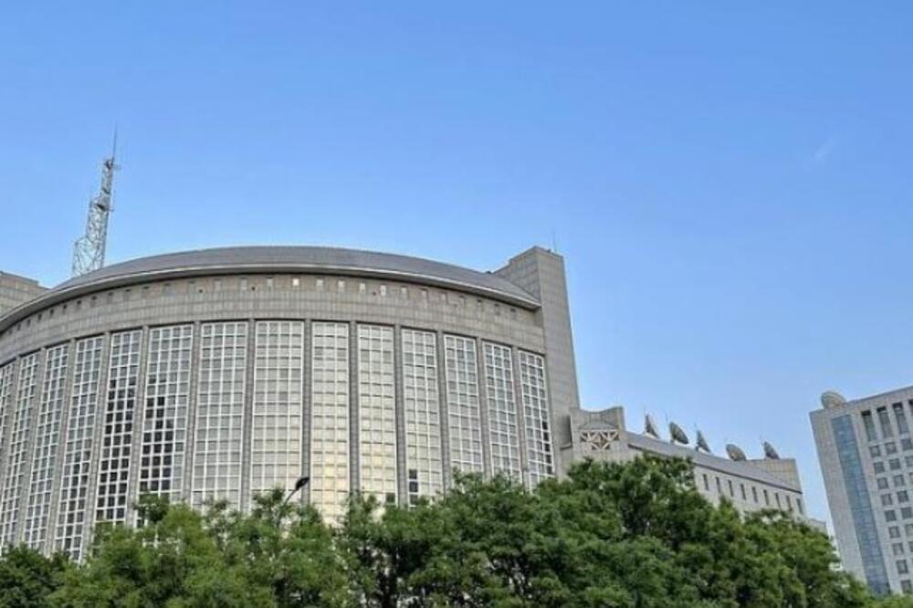 Vang Ji: Kina želi da sa Francuskom zaštiti multilateralizam