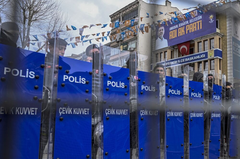 Turska, Istanbul, Turska policija