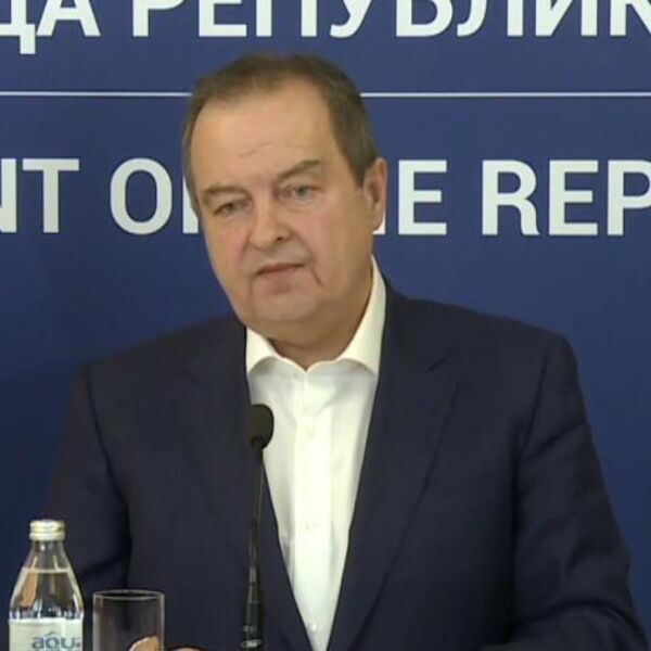 Oglasio se Ivica Dačić o blokadama! Evo kakvo je stanje na 11 lokacija u gradu, policija je u pripravnosti!