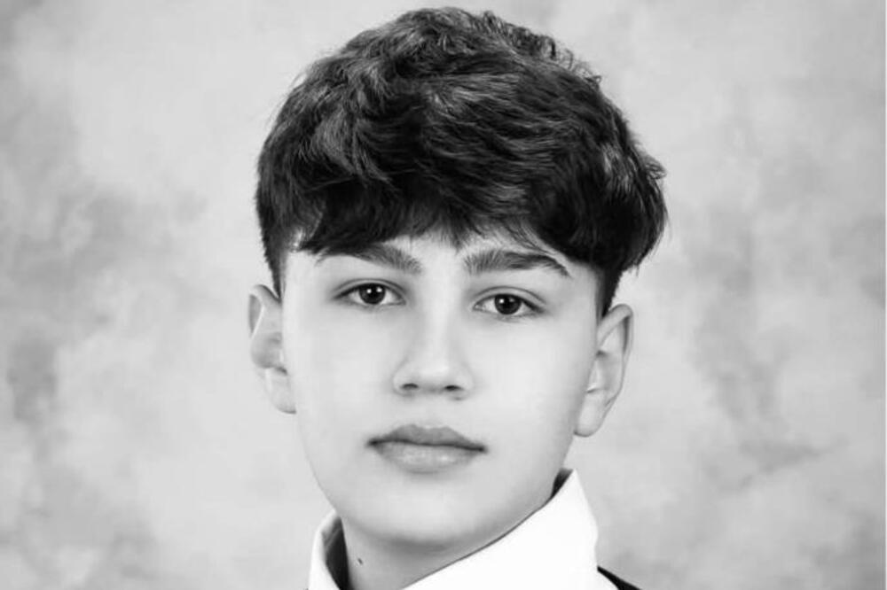 Dečak Filip (16) je jedna od 59 žrtava u Kočanima: Ljudi se opraštaju od njega, reči slamaju srce