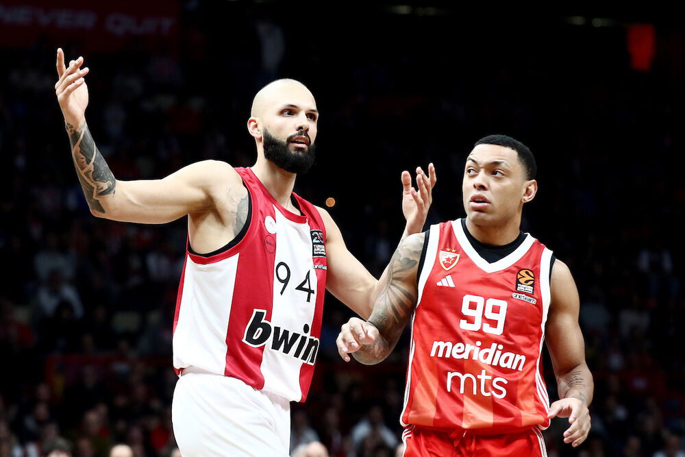 Jago dos Santos (desno)