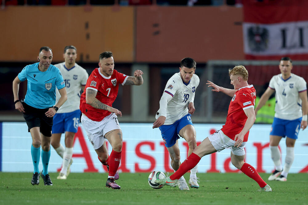 Najbolji fudbaler Austrije protiv Srbije doživeo potres mozga! Ne igra u Beogradu? (Foto)