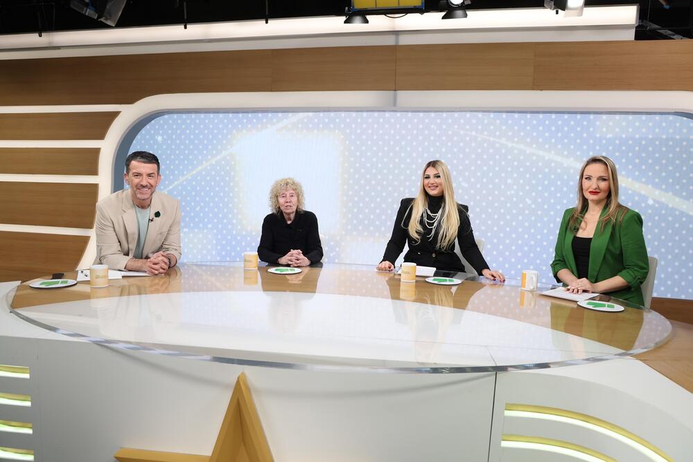 „EVO ŠTA IMAM DA KAŽEM O ESTRADI“ – NE PROPUSTITE OD 23.10 U STUDIJU STARS SPECIJALA GOST-VODITELJKA EVA RAS!