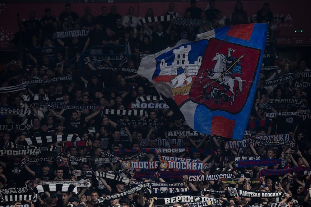 Trofejni trener napustio Partizan!