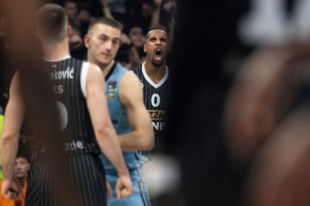 Brendon Dejvis na utakmici Partizana i berlinske Albe