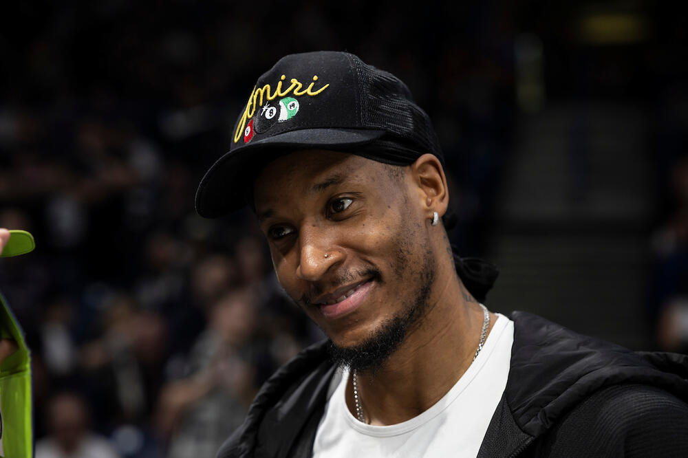 Klajburn zbog Zvezde ostaje u Barseloni?