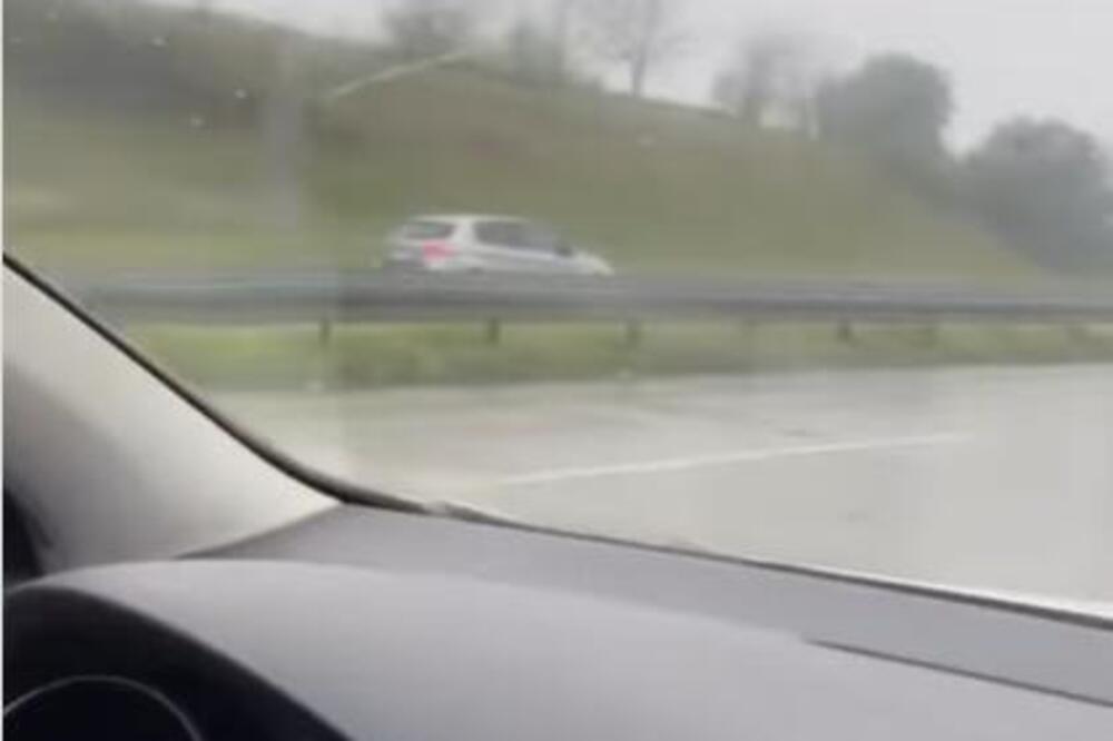Sviraj mu, poginuće: Jezva scena zabeležena u Srbiji, čovek vozi u suprotnom smeru (UZNEMIRUJUĆ SNIMAK)