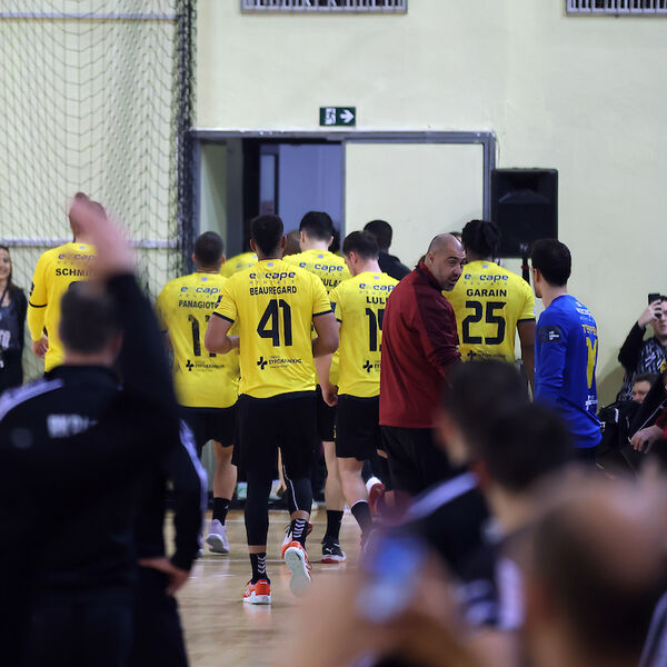 AEK pobegao sa terena kao i protiv Partizana, ali je sada ostao bez trofeja u EHF kupu!