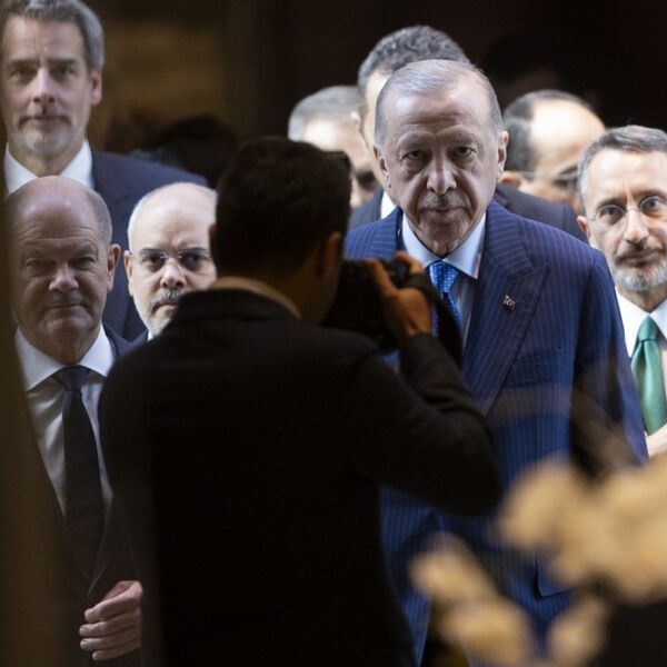 "MORAMO UČINITI SVE DA IZOLUJEMO TURSKU" Erdoganu se trese tlo - ove 3 države kuju PAKLENE PLANOVE PROTIV NJEGA?!