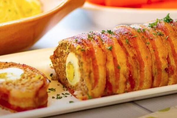 Ma, sigurno nećete probati ništa bolje: Vekna od mesa sa jajima u sredini - recept za iskusne domaćice iz Srbije