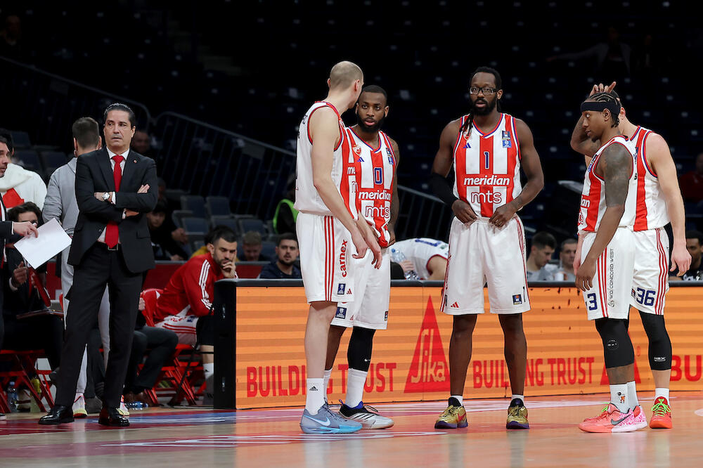 Olimpijakos uzeo Nilikinu, a sad se oglasio i zbog igrača Crvene zvezde! Direktnu poruku mu poslali!