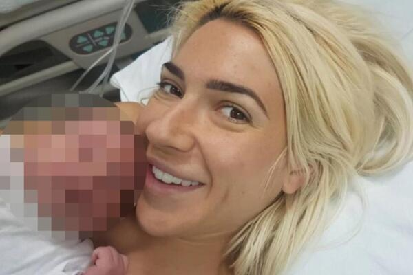 Krila od svih! Jovana Jeremić sveže porođena, u rukama drži bebu, slike odjeknule kao bomba