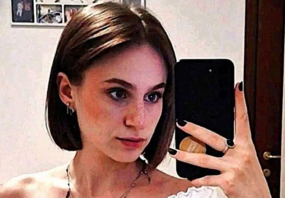 Ilarija Sula, Rim, Albanka