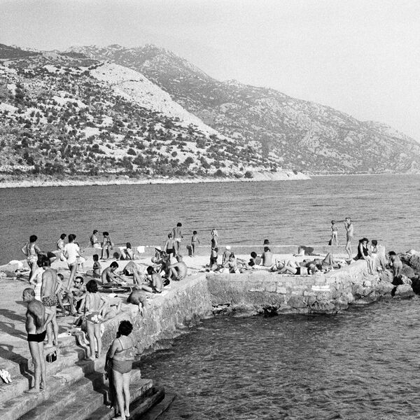 Saveti za devojke iz Jugoslavije iz 1973. danas mnogi ne mogu da zamisle: Jedan savet o muškarcima i dalje je isti!