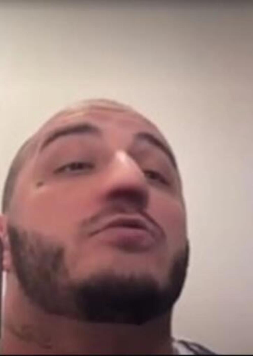 "USTANEM U 10 U 11 SAM VEĆ PIJAN" Poznati reper progovorio o najtežim trenucima, sve je počelo kada je umro...