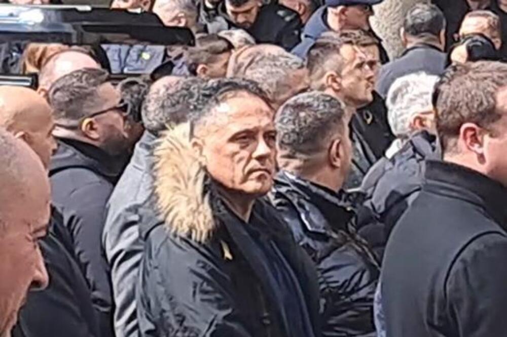 Na ispraćaju Željka Rutovića pojavio se i bivši muž pevačice: Njene tvrdnje o ovom čoveku tresle su celu zemlju