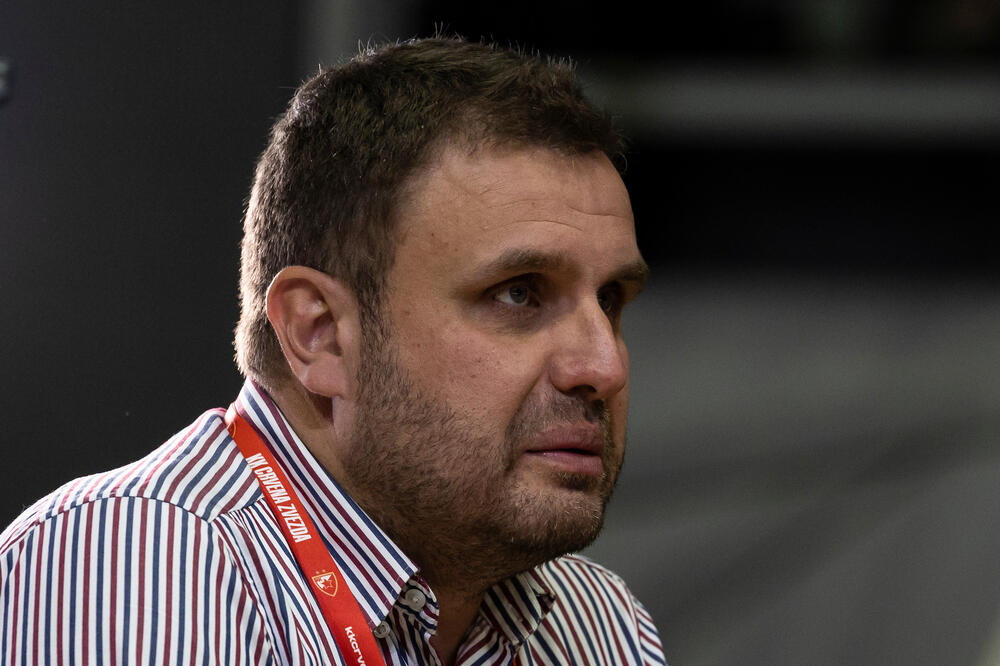 Darko Plavšić će opet prenositi Crvenu zvezdu?