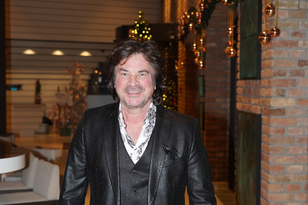 Da li je moguće da ovo decenijama nismo znali? Ovako glasi pravo ime Alena Islamovića, nema šanse da pogodite