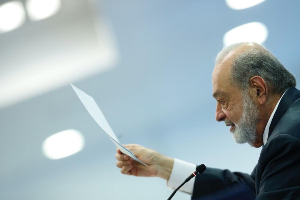 Milijarde se samo nižu! Dok svet strepi zbog Trampovih carina, ovaj čovek vrtoglavo puni džepove ozbiljnim ciframa!