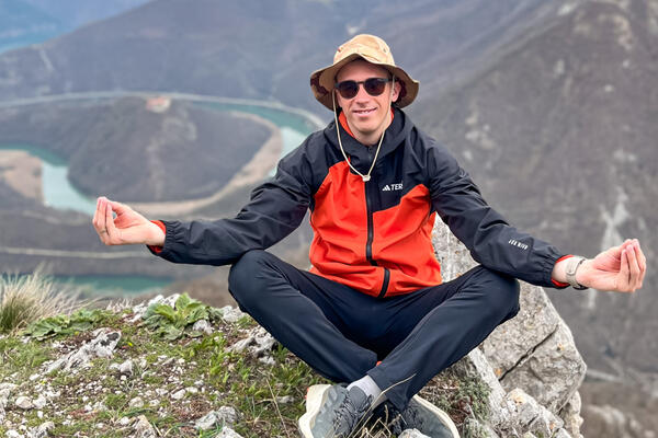 Ovo je najopasnija planinarska staza u Srbiji: Na svakom koraku vreba poskok, ali je Uroš uspeo da je savlada!