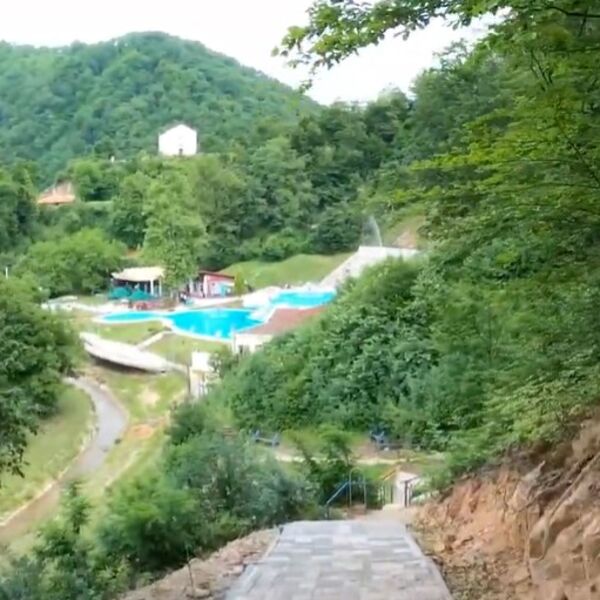 Ova banja u Srbiji je pravi dragulj: Priroda kao iz bajke, odmor zagarantovan, a cena noćenja manja od 10 evra!