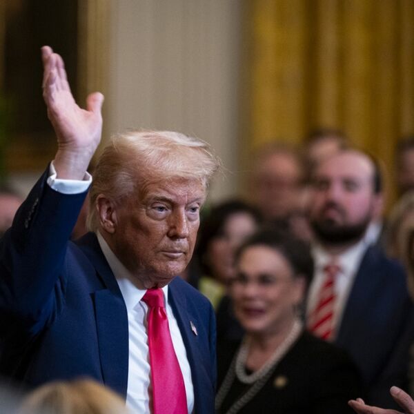 "EVROPA PROPADA, SLABI SU", A PUTIN JE OVO JEDVA DOČEKAO! Tramp strašno udario po Evropskoj uniji, NIJE BIRAO REČI