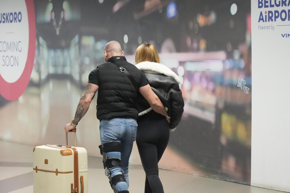 Tea Tairović uhvaćena sa njim, sve se vidi: Ko bi rekao da će ovo da se desi (POSTOJI I VIDEO)