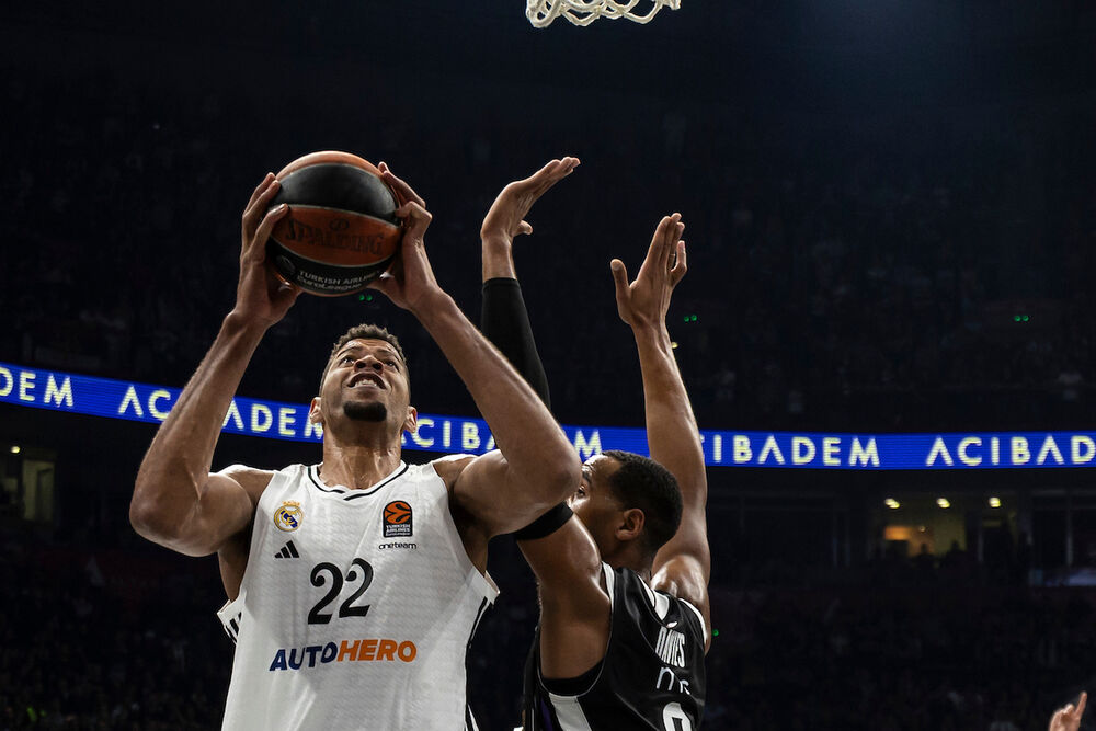 Valter Tavares na utakmici Partizana i Real Madrida