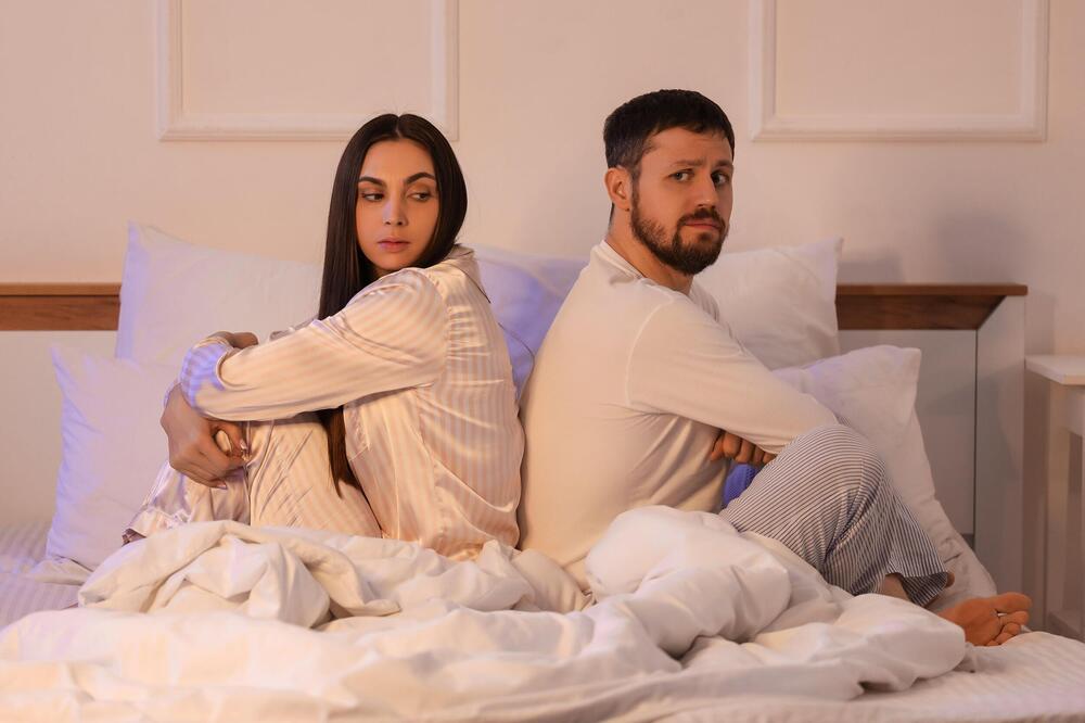 TIŠINA U SPAVAĆOJ SOBI POSTAJE SVE GLASNIJA: Promenite vaš intimni život i uzburkajte strasti!