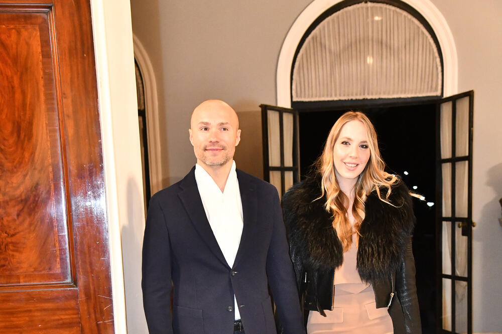 Da li znate da je sin čuvenog pevača kum Ace Sofronijevića? Njihovo prijateljstvo traje od školskih dana