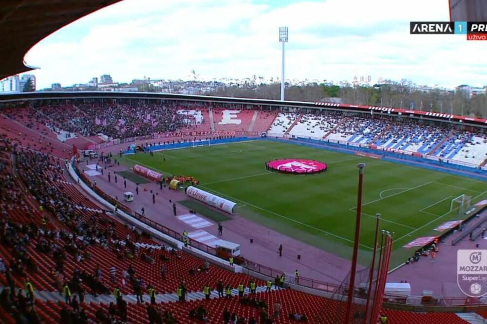 Možda i istorijski najslabija poseta na večitom derbiju... (Foto)