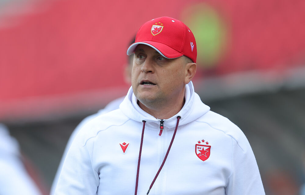 Vladan Milojević na 176. večitom derbiju