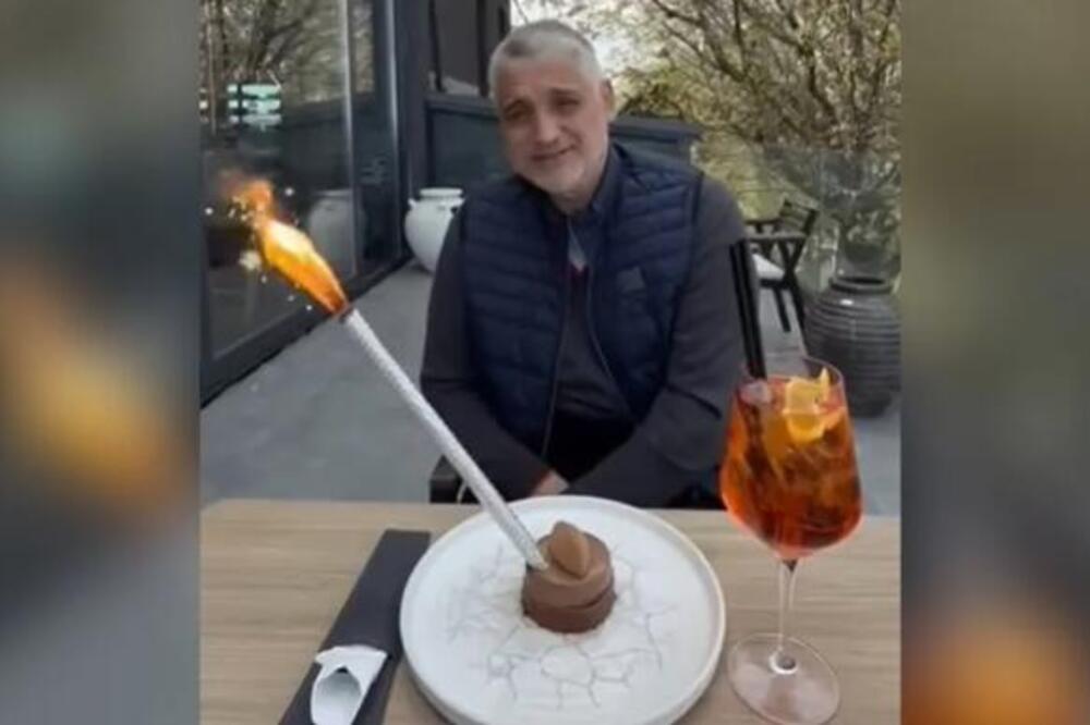 Čeda Jovanović danas slavi 54. rođendan: Ovako ga je prijatelj iznenadio, snimak topi i najtvrđa srca (VIDEO)