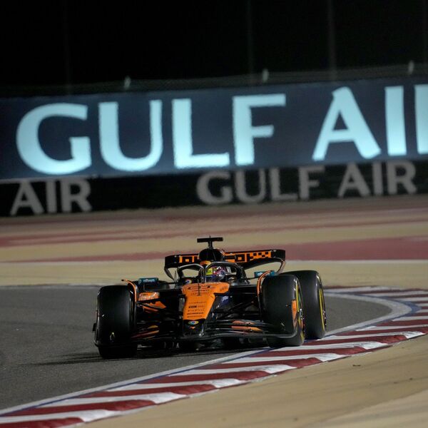 Oskar Pjastri pokorio Bahrein!