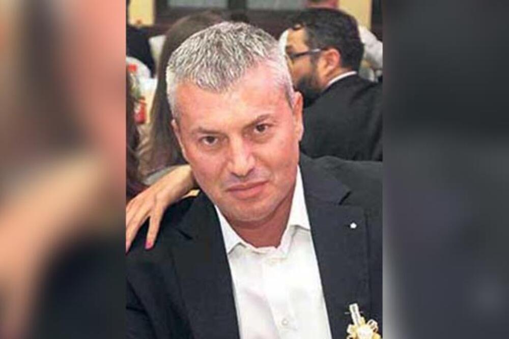 Opljačkan Srđan Adžemović