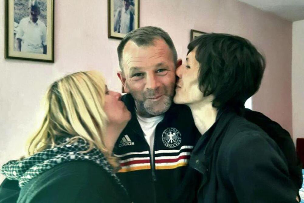 Radiša pod istim krovom živi sa ženom Stojankom i ljubavnicom Anom: Imaju 6. dece, ali kad je slava, pop neće...