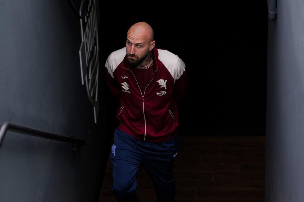 Vanja Milinković-Savić posle 10 godina ponovo oblači dres jednog od najvećih klubova u istoriji?