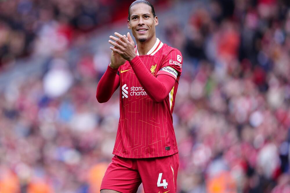 Kapiten ostaje još dve godine na Enfildu (Foto)